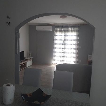 Apartment Darinka Šibenik Exterior foto