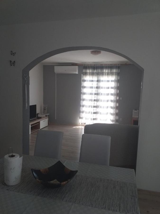 Apartment Darinka Šibenik Exterior foto